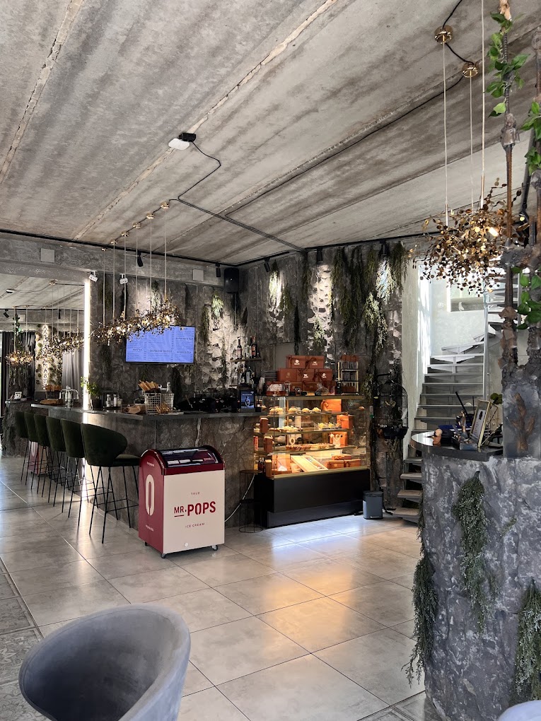Café AATMA Namaste